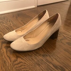 JCrew Cream Suede Block Heel Pump